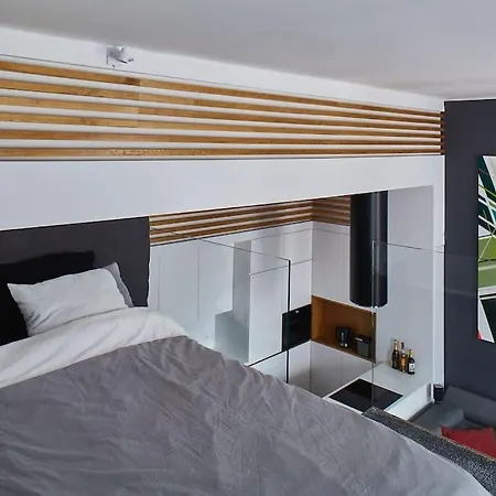 Stylish With Mezzanine And Balcony By Ecru Wwa60 Lejlighed