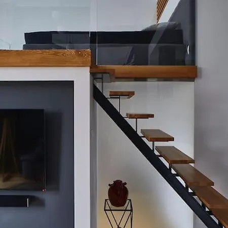 Stylish With Mezzanine And Balcony By Ecru Wwa60 Lejlighed *